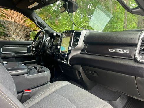 Used 2021 RAM 3500 Big Horn w/ Level B Equipment Group AWD/4WD image 19