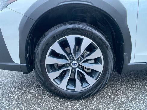 Used 2025 Subaru Outback Limited image 11