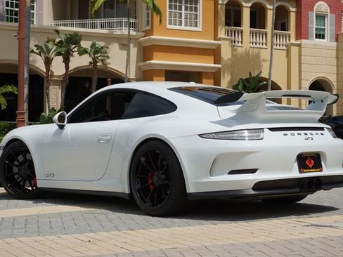Used 2015 Porsche 911 GT3 RWD image 37