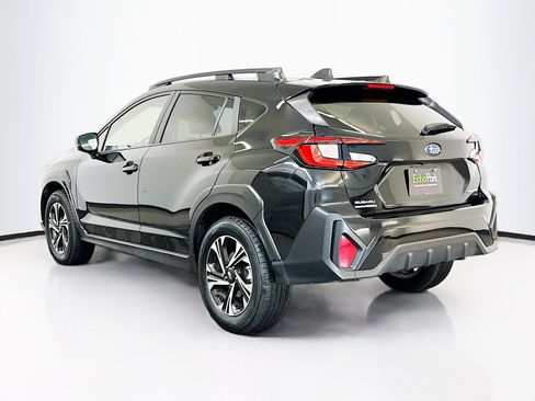 Used 2024 Subaru Crosstrek 2.0i Premium image 5
