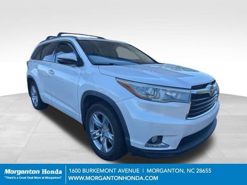 Used 2015 Toyota Highlander Limited Platinum image 1
