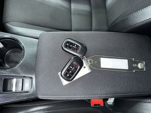 Used 2023 Honda Civic Sport image 30