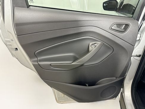 Used 2018 Ford Escape S image 24