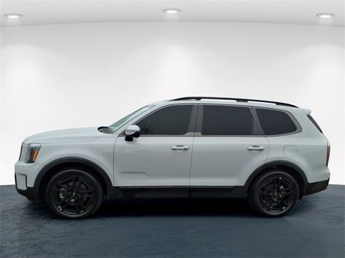 Used 2024 Kia Telluride EX X-Line image 19