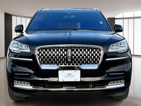 Used 2023 Lincoln Aviator Black Label w/ Dynamic Handling Package image 3