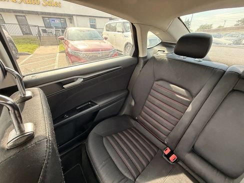 Used 2015 Ford Fusion SE w/ Equipment Group 201A FWD image 49