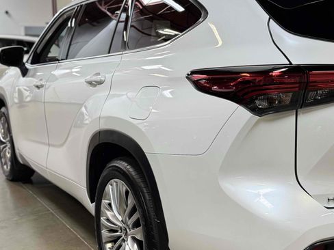 Used 2023 Toyota Highlander Platinum image 63