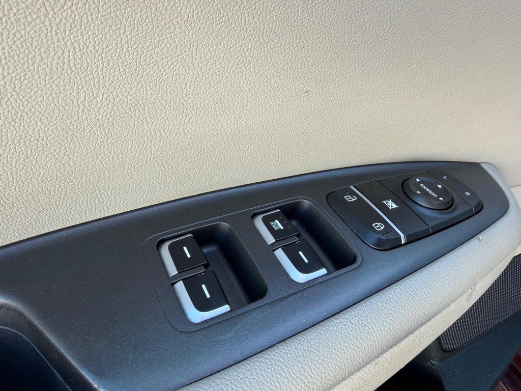 Used 2018 Kia Optima LX FWD image 33