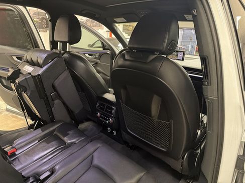 Used 2018 Audi Q7 3.0T Prestige w/ Prestige Package AWD/4WD image 47