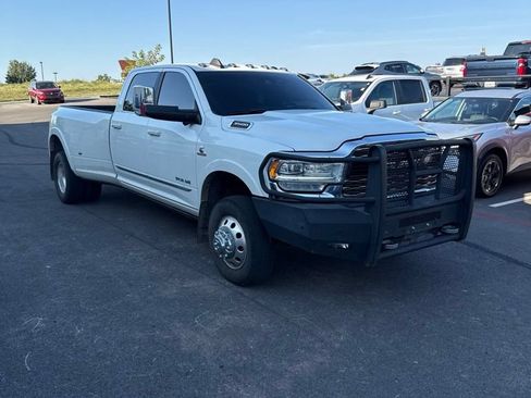 Used 2019 RAM 3500 Limited w/ Max Tow Package AWD/4WD image 4