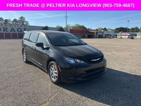 Used 2024 Chrysler Voyager LX image 1