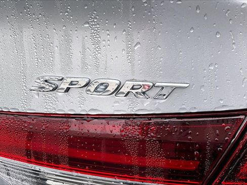 Certified 2025 Honda Civic Sport image 10