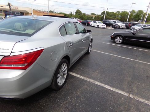 Used 2016 Buick LaCrosse Leather FWD image 41