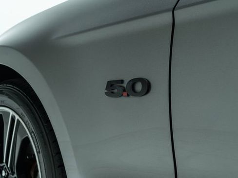 Used 2013 Ford Mustang GT Premium image 21