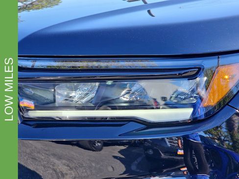 Used 2025 Honda Pilot Sport image 35