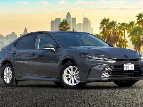 Used 2026 Toyota Camry LE FWD image 2