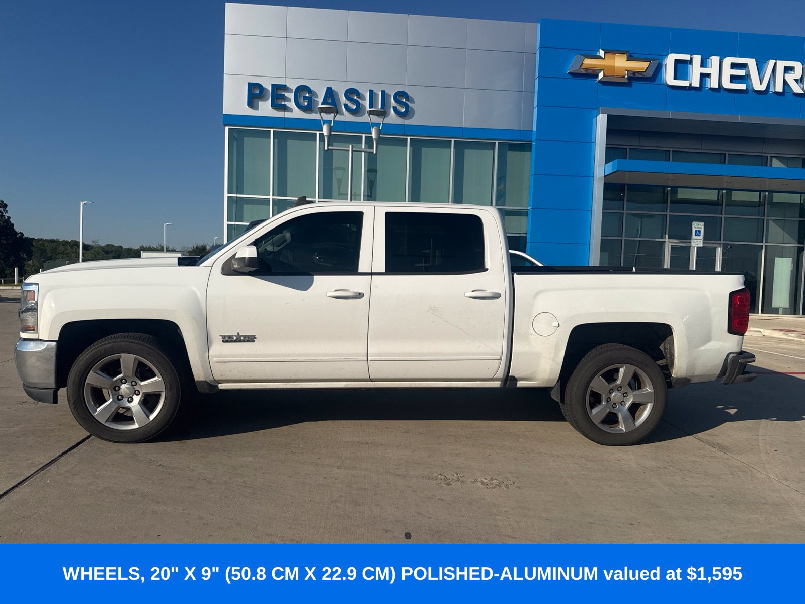 Used 2017 Chevrolet Silverado 1500 LT w/ Texas Edition RWD image 2
