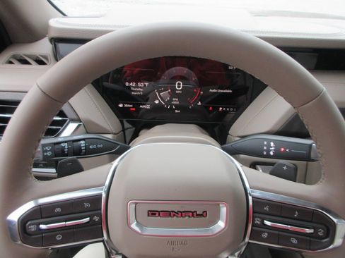 New 2026 GMC Yukon Denali image 18