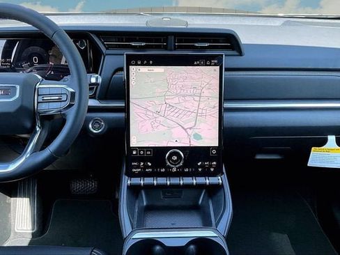 New 2026 GMC Terrain Elevation w/ Elevation Premium Package AWD/4WD image 8