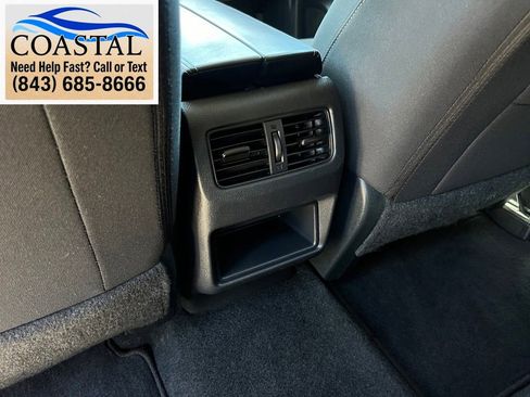 Used 2024 Nissan Rogue S FWD image 17