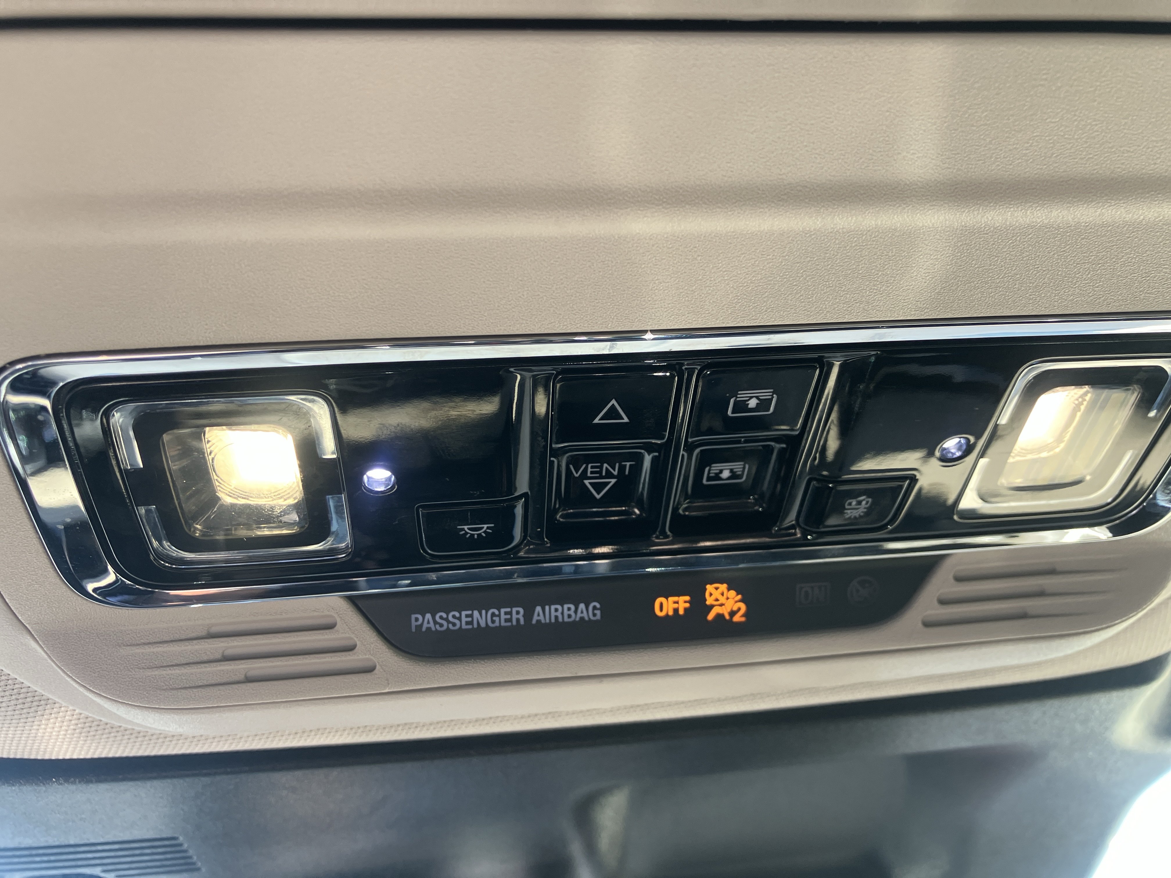 Used 2024 Lincoln Corsair AWD w/ Equipment Group 101A image 4