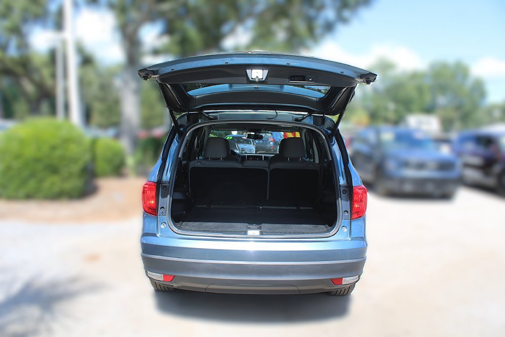 Used 2017 Honda Pilot EX-L image 9