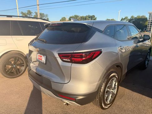 Used 2025 Chevrolet Blazer LT AWD/4WD image 5