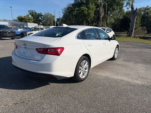 Used 2024 Chevrolet Malibu LT FWD image 3