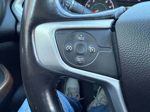 Used 2019 GMC Acadia SLE w/ Driver Alert Package I image 23