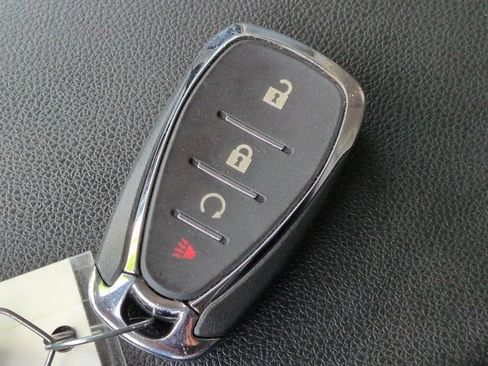 Used 2025 Chevrolet Trax ACTIV w/ Driver Confidence Package FWD image 27