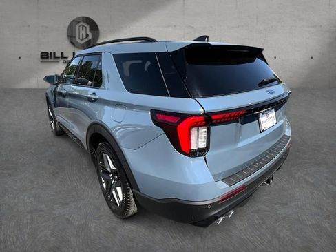 Used 2025 Ford Explorer ST w/ Sun And Sound Package AWD/4WD image 9