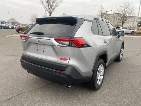 Used 2024 Toyota RAV4 LE image 8