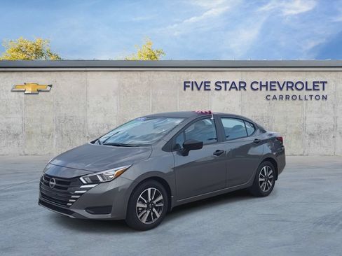 Used 2024 Nissan Versa S w/ S Plus Package FWD image 4