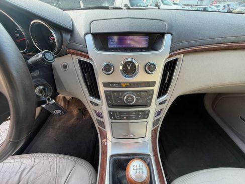 Used 2010 Cadillac CTS Luxury image 16