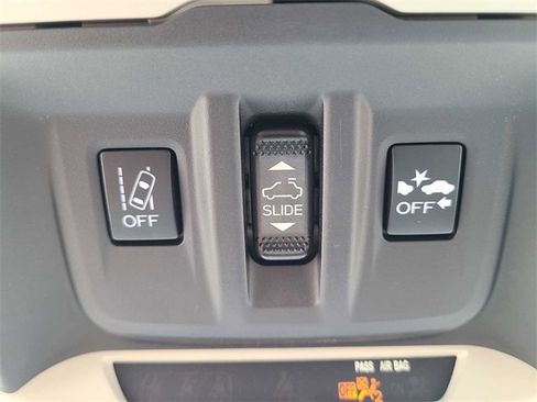 Used 2021 Subaru Forester Premium image 31