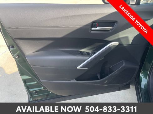 Certified 2026 Toyota Corolla Cross XLE FWD image 25