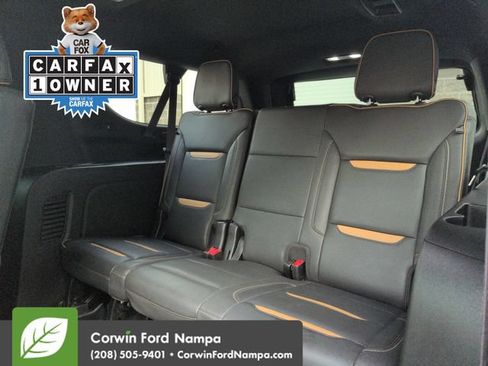 Used 2023 GMC Yukon XL AT4 w/ AT4 Premium Plus Package AWD/4WD image 29