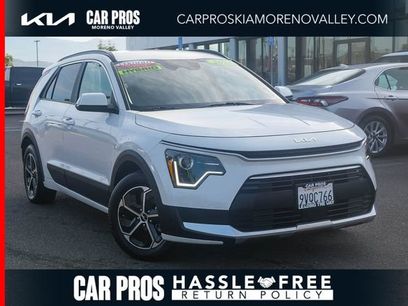 Certified 2025 Kia Niro EX