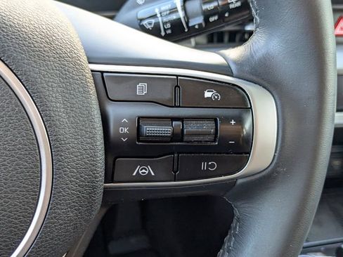 Certified 2023 Kia Sportage EX image 32