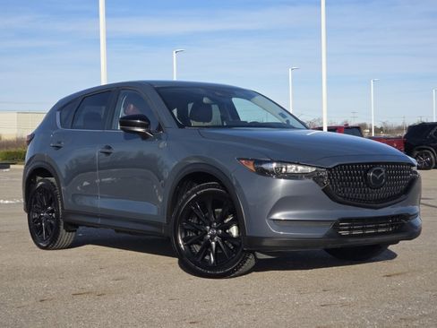 Used 2021 MAZDA CX-5 Carbon Edition image 2