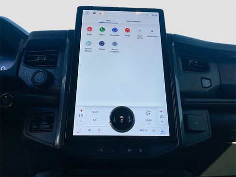 Used 2024 Ford Expedition Limited image 15