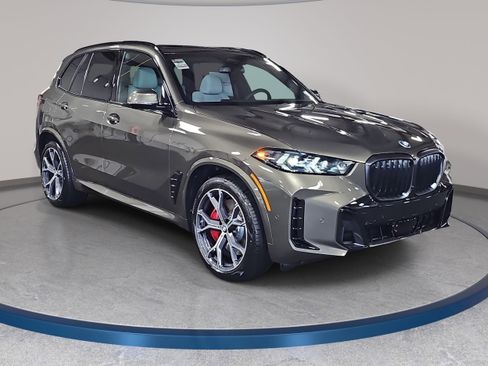 New 2026 BMW X5 xDrive50e w/ M Sport Package AWD/4WD image 3