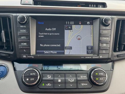 Used 2018 Toyota RAV4 Limited w/ Advanced Technology Package AWD/4WD image 21