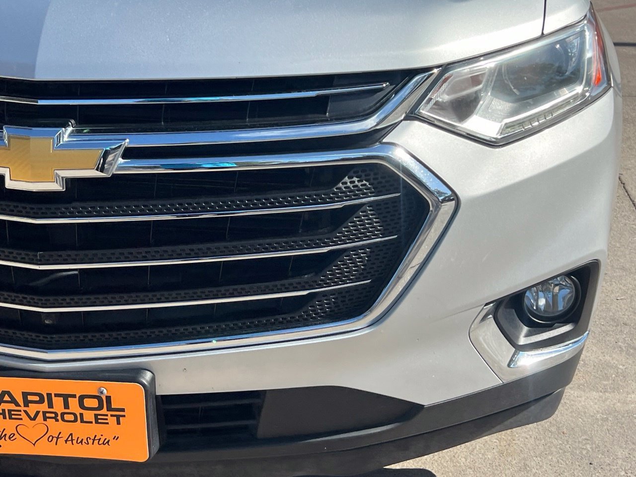 Used 2018 Chevrolet Traverse LT FWD image 9