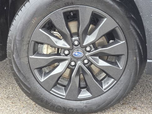 Used 2025 Subaru Outback Onyx Edition AWD/4WD image 10
