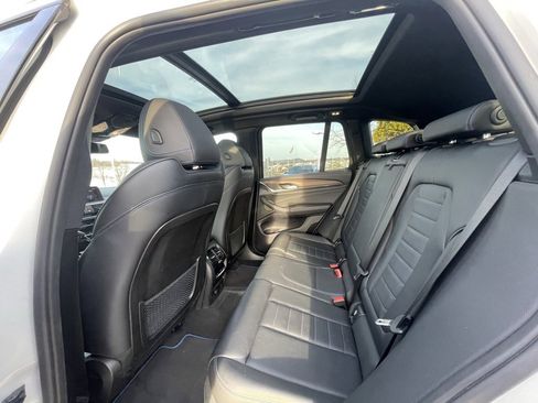 Used 2018 BMW X3 M40i image 24