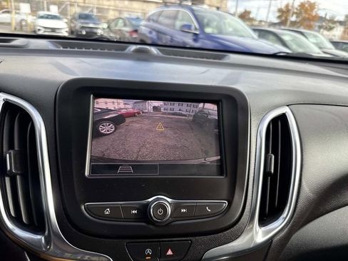 Used 2022 Chevrolet Equinox LT image 27