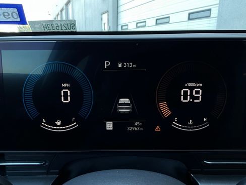 Used 2025 Hyundai Kona SEL image 39