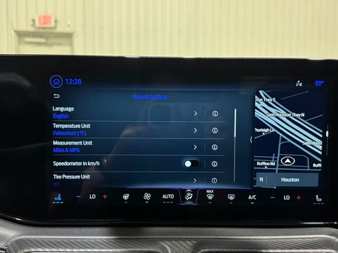 Used 2024 Ford Mustang GT Premium RWD image 39