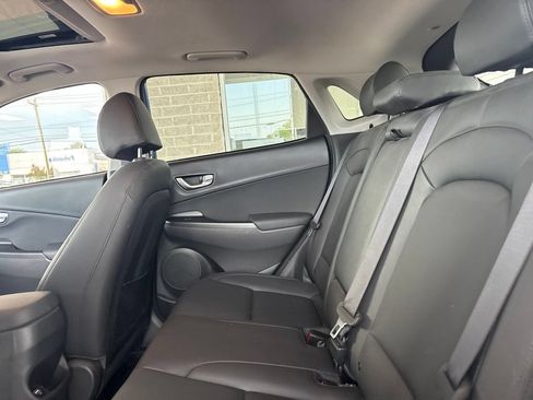 Certified 2022 Hyundai Kona Limited AWD/4WD image 12